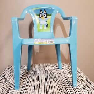 Bluey Children's Chair Size 14.56in x 15.35 x 20.47in